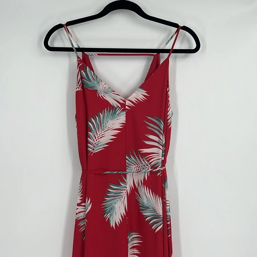 Forever 21 Contemporary Red Tropical Print Maxi Dress Size Small